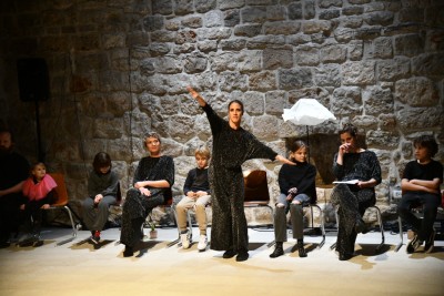Kod nas doma 3 lazareti predstava 29.12.2022. by HC 19.JPG